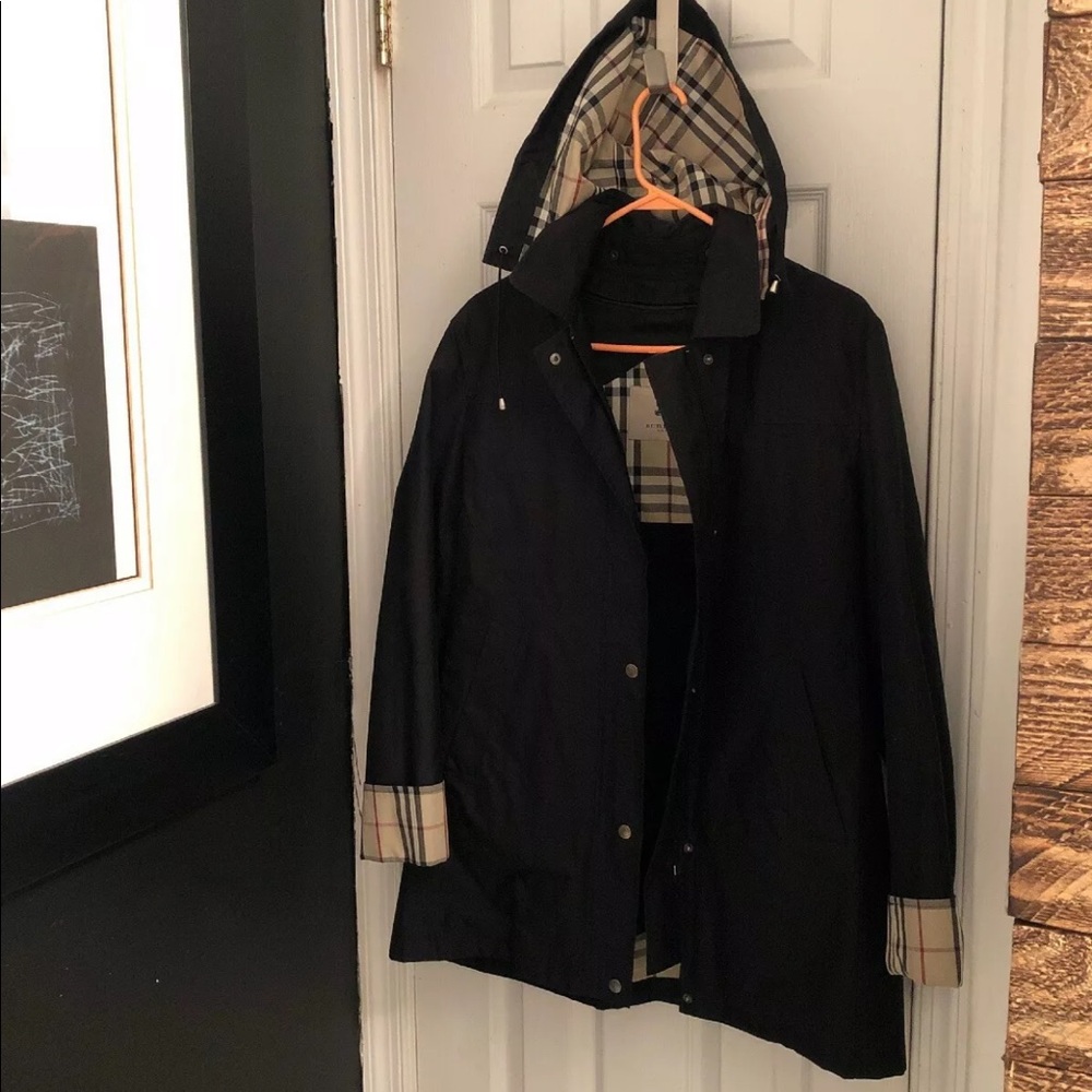 BURBERRY Ladies BLACK rain Coat - Size 12R PLAID